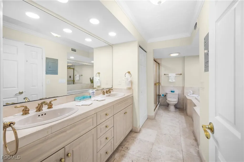 2445 W Gulf Drive Sanibel FL 33957