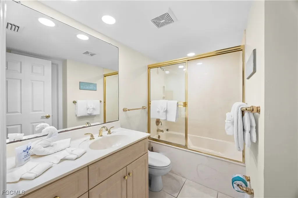 2445 W Gulf Drive Sanibel FL 33957