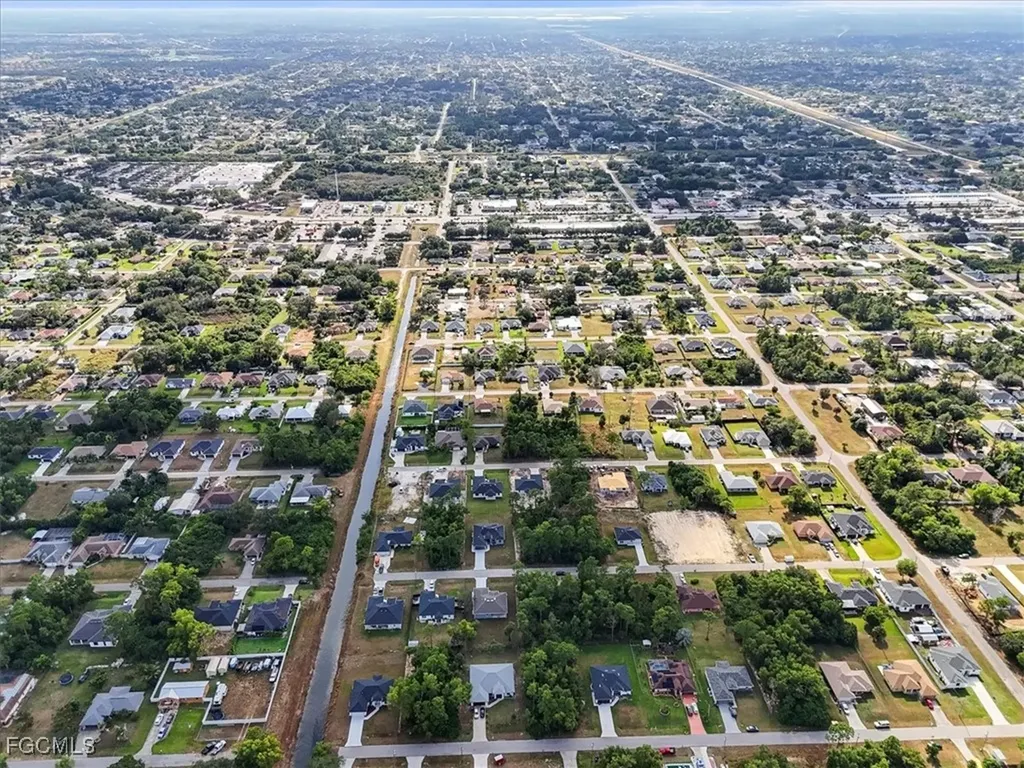 2804 11th Street W Lehigh Acres FL 33971