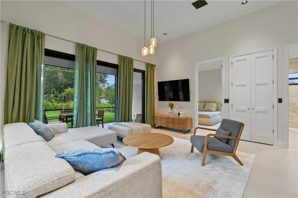 10186 Carolina Street Bonita Springs FL 34135