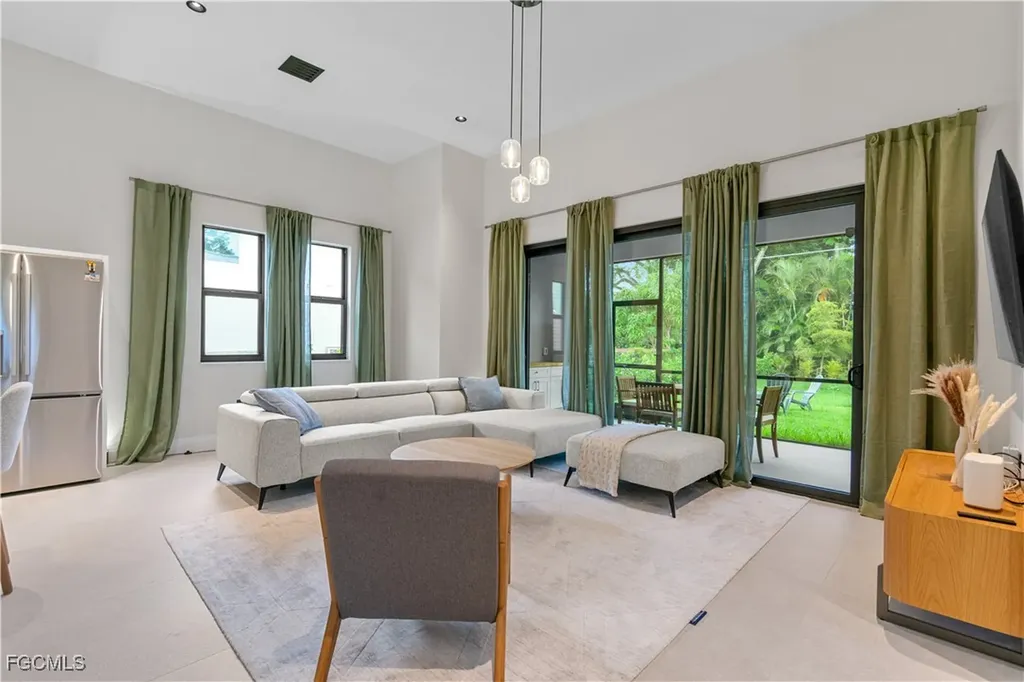 10186 Carolina Street Bonita Springs FL 34135