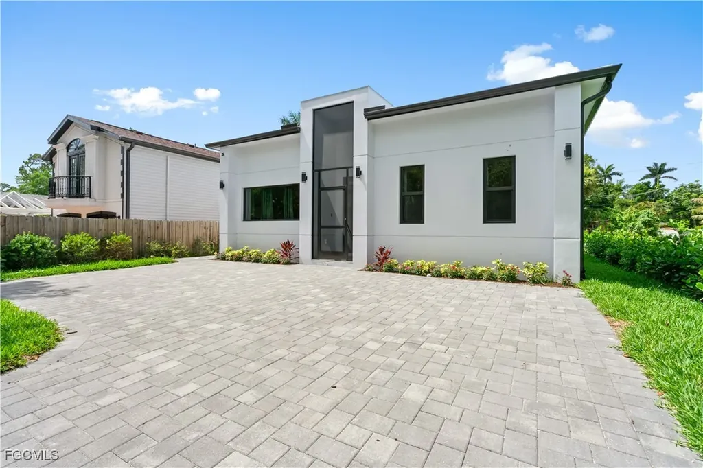 10186 Carolina Street Bonita Springs FL 34135