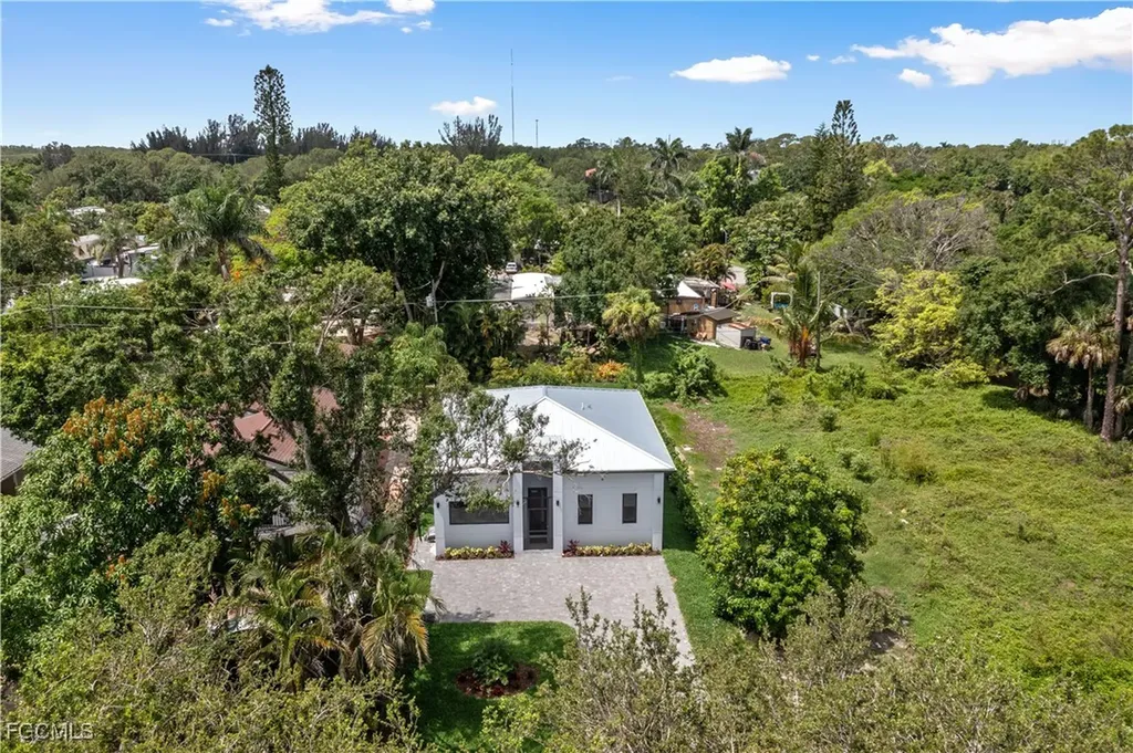 10186 Carolina Street Bonita Springs FL 34135