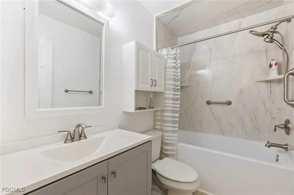 309 Cape Coral Parkway W Cape Coral FL 33914