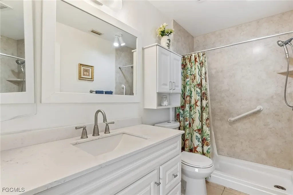 309 Cape Coral Parkway W Cape Coral FL 33914