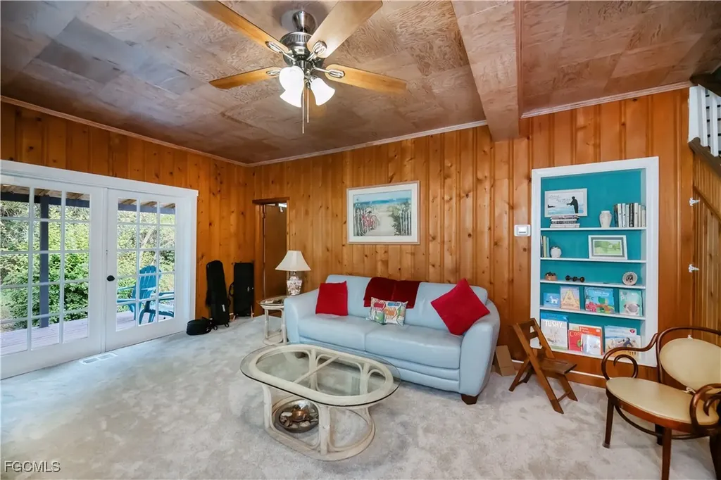 105 S Oak Street Labelle FL 33935