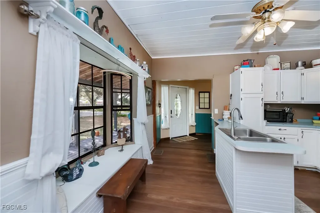 105 S Oak Street Labelle FL 33935
