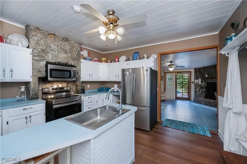 105 S Oak Street Labelle FL 33935