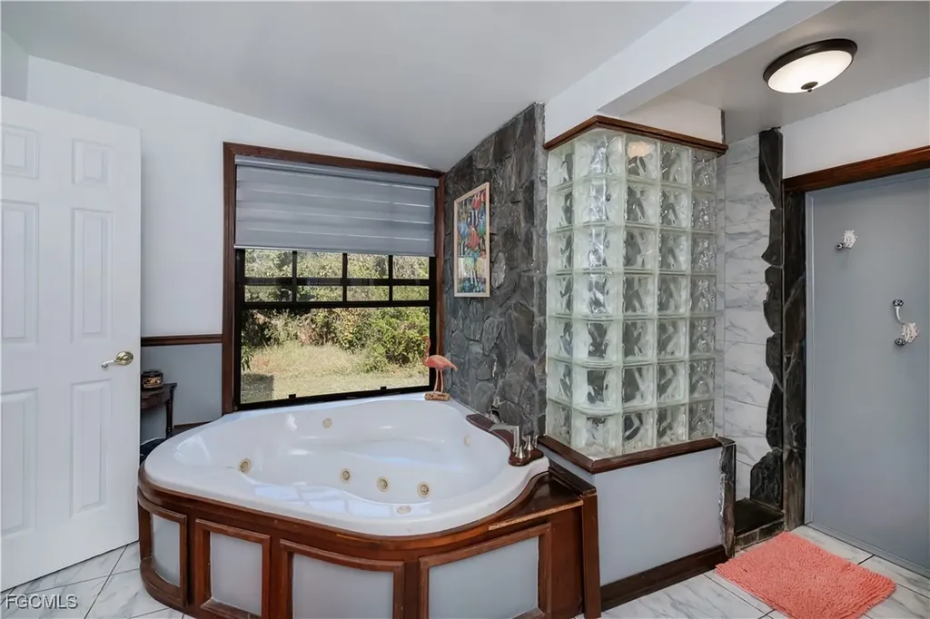 105 S Oak Street Labelle FL 33935