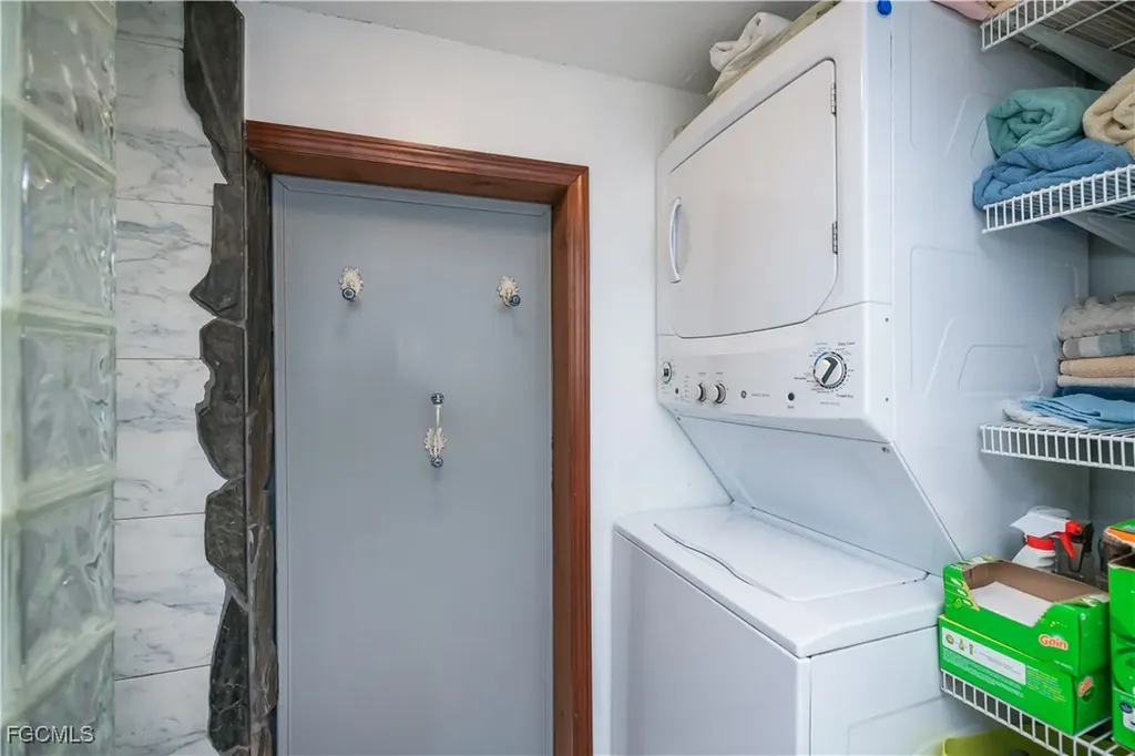 105 S Oak Street Labelle FL 33935