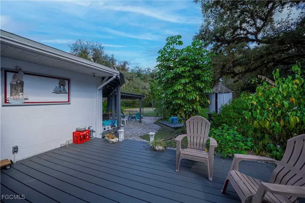 105 S Oak Street Labelle FL 33935