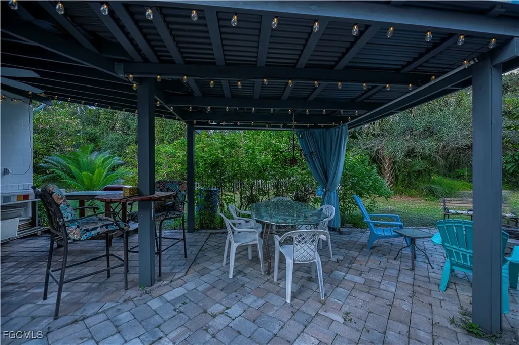 105 S Oak Street Labelle FL 33935