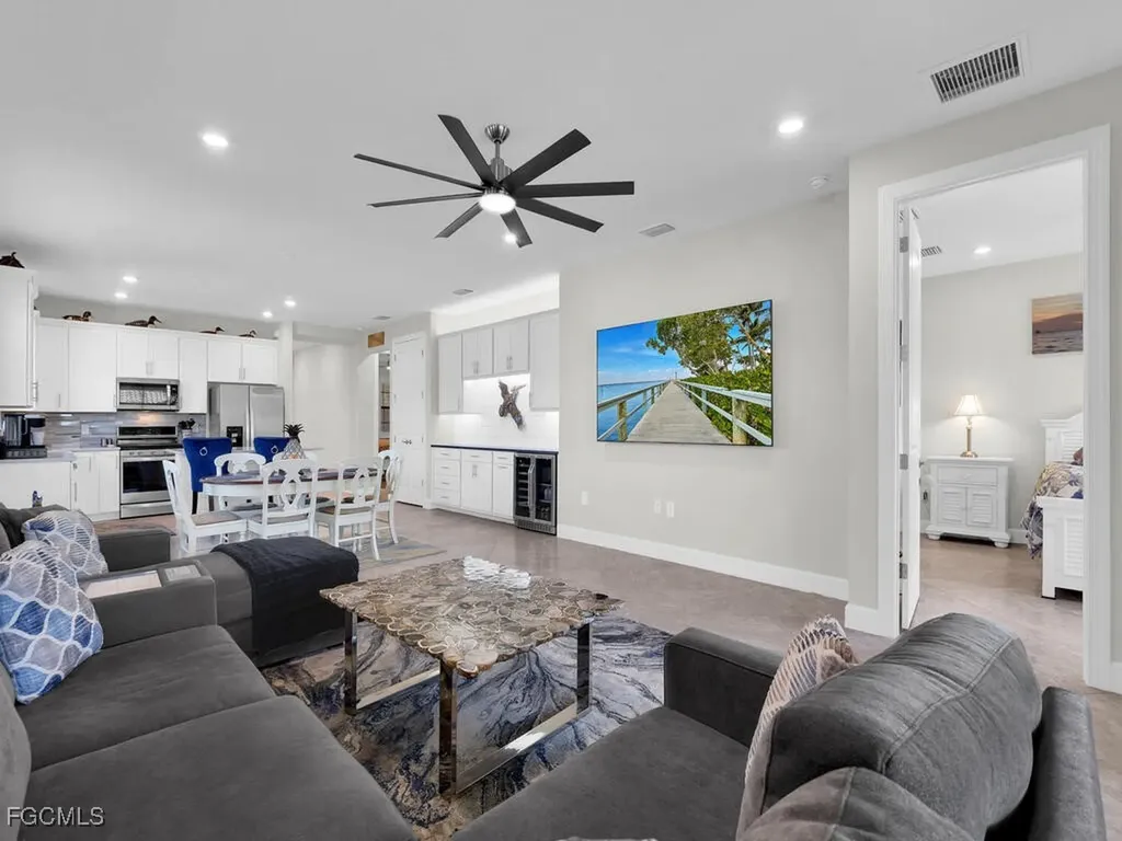 17300 Corsini Drive Fort Myers FL 33913