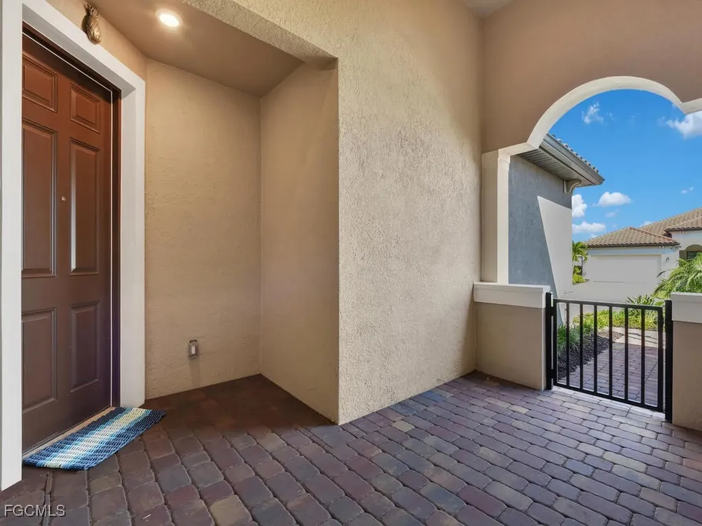 17300 Corsini Drive Fort Myers FL 33913
