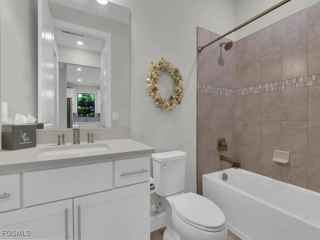 17300 Corsini Drive Fort Myers FL 33913