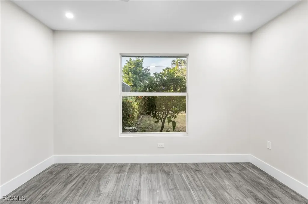 12860 Iona Road Fort Myers FL 33908