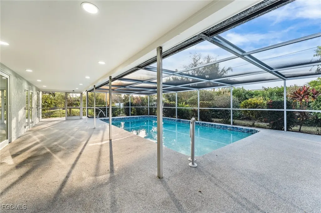 12860 Iona Road Fort Myers FL 33908