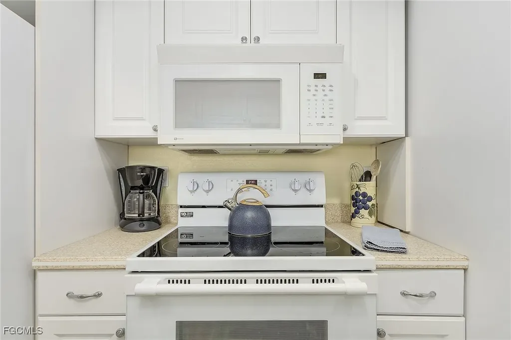 17080 Harbour Point Drive Fort Myers FL 33908