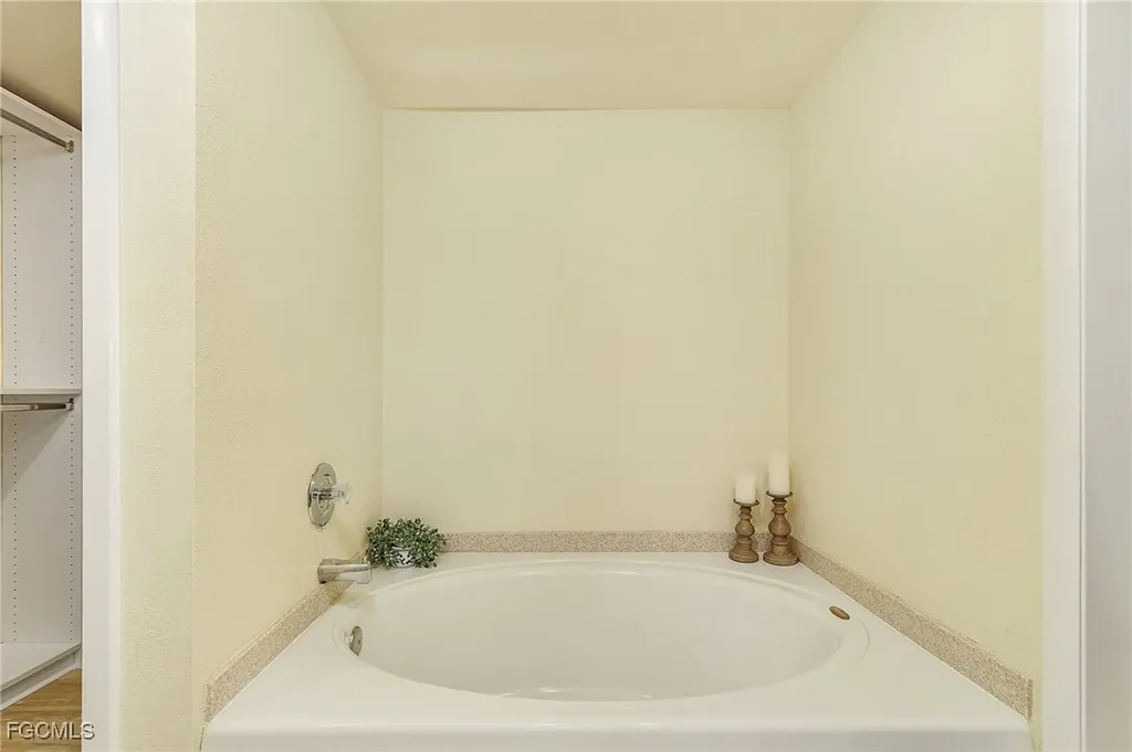 17080 Harbour Point Drive Fort Myers FL 33908