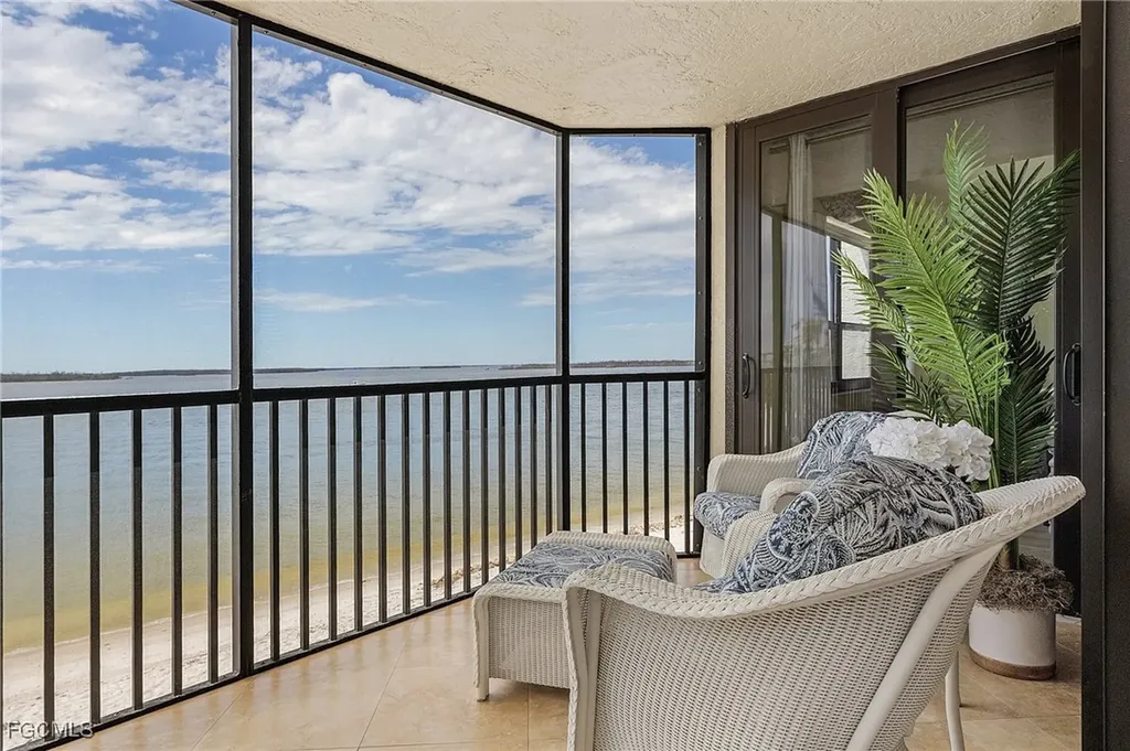 17080 Harbour Point Drive Fort Myers FL 33908