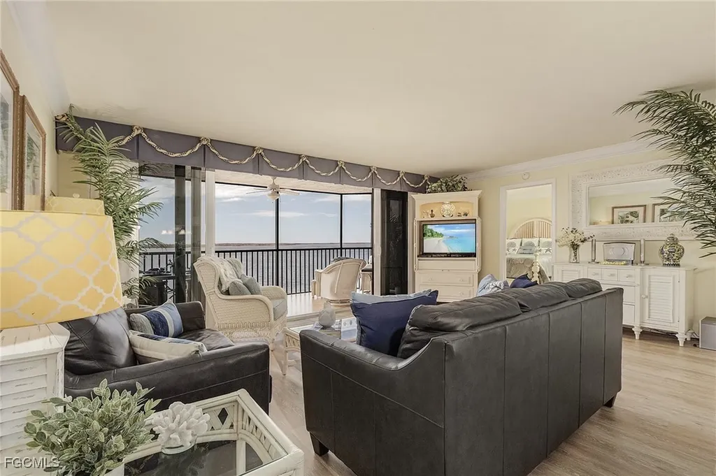 17080 Harbour Point Drive Fort Myers FL 33908