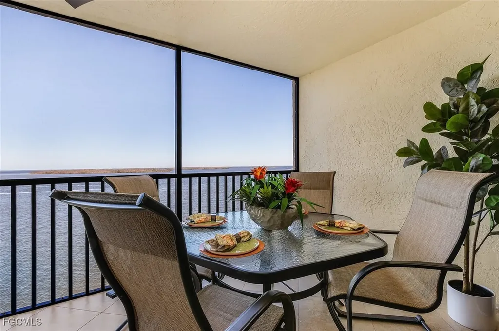 17080 Harbour Point Drive Fort Myers FL 33908