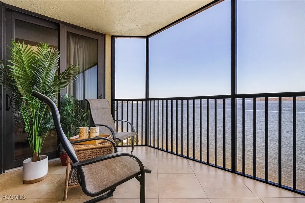 17080 Harbour Point Drive Fort Myers FL 33908