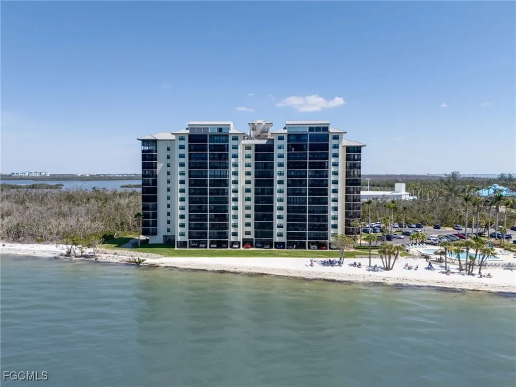 17080 Harbour Point Drive Fort Myers FL 33908