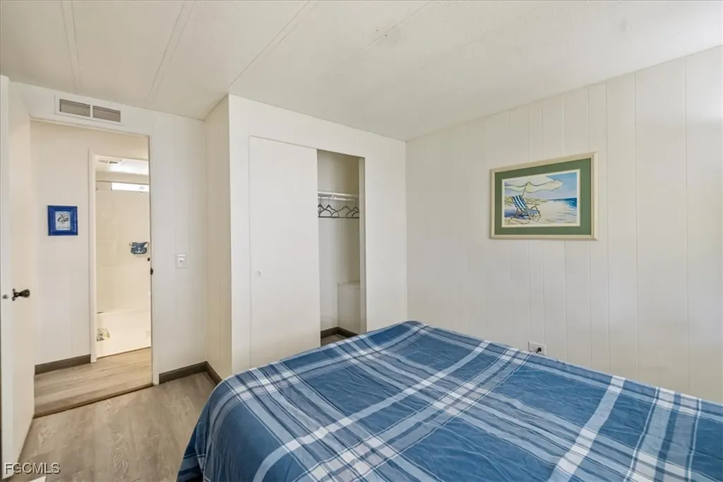 952 Days Lane North Fort Myers FL 33917