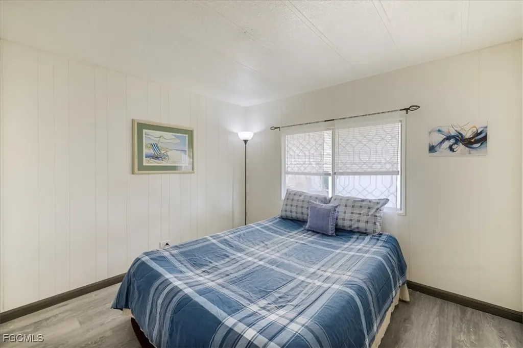 952 Days Lane North Fort Myers FL 33917