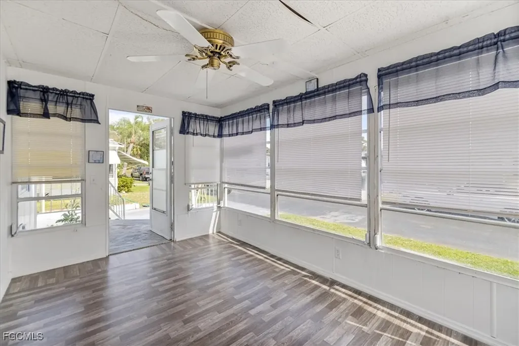 952 Days Lane North Fort Myers FL 33917