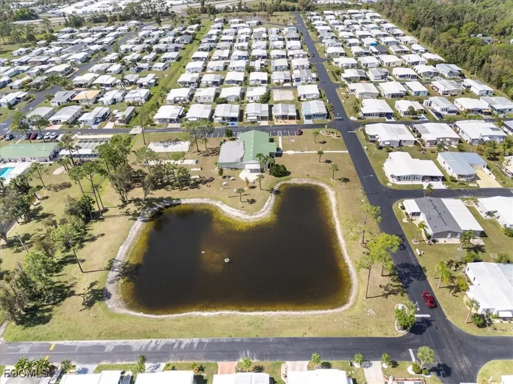 952 Days Lane North Fort Myers FL 33917