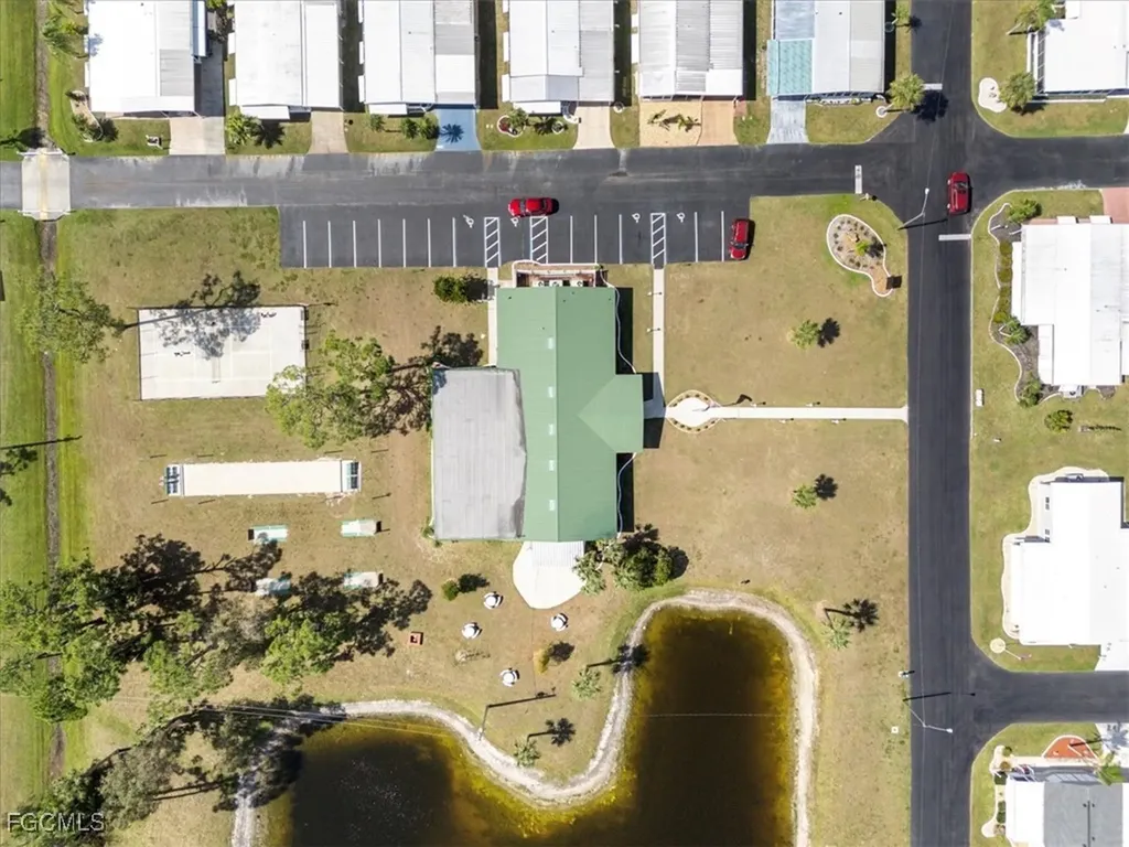 952 Days Lane North Fort Myers FL 33917