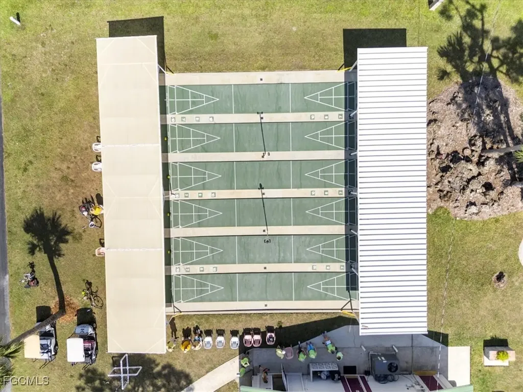 952 Days Lane North Fort Myers FL 33917