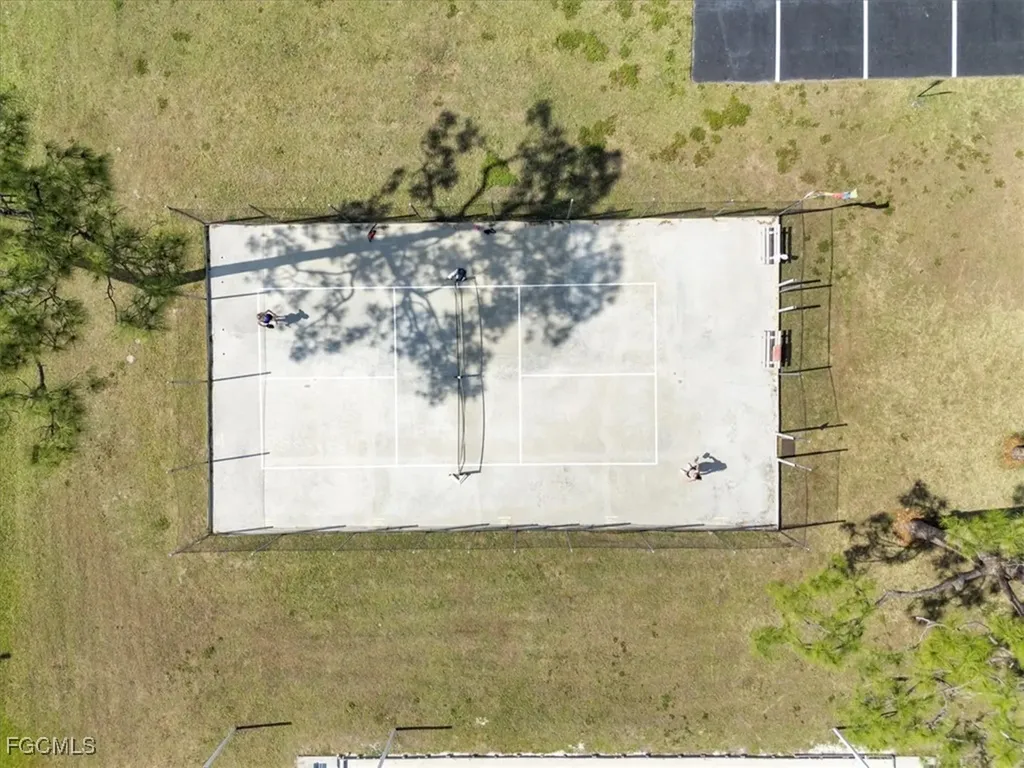 952 Days Lane North Fort Myers FL 33917