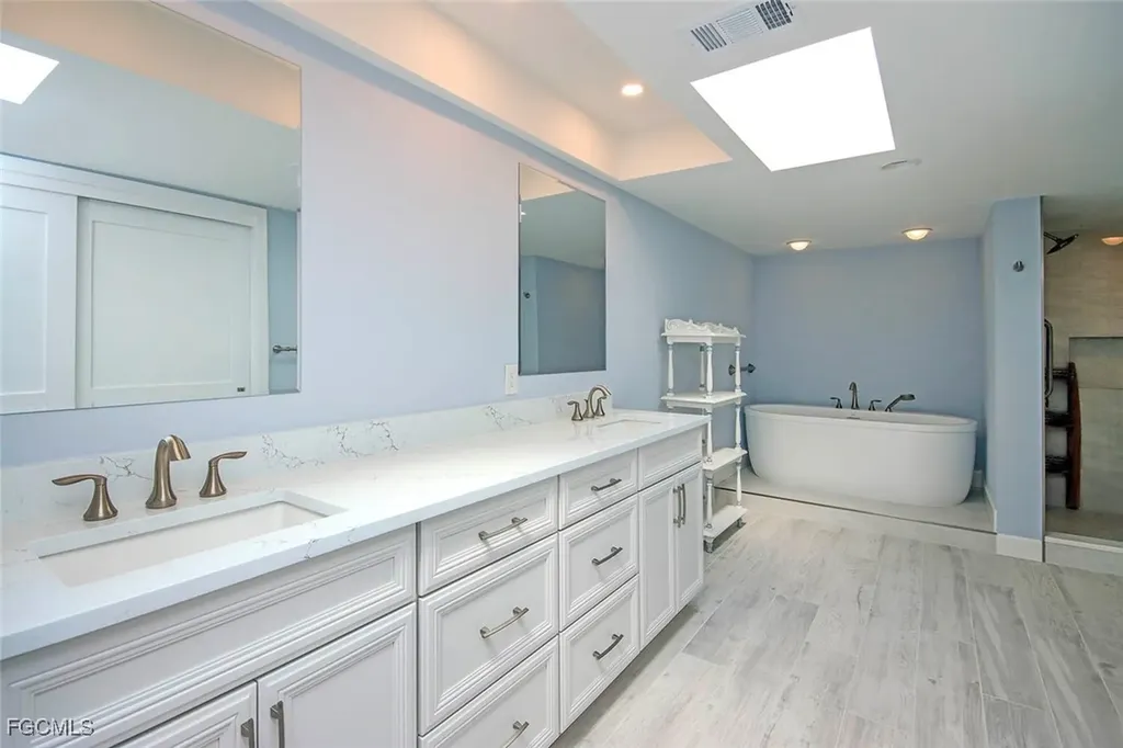 3145 W Gulf Drive Sanibel FL 33957