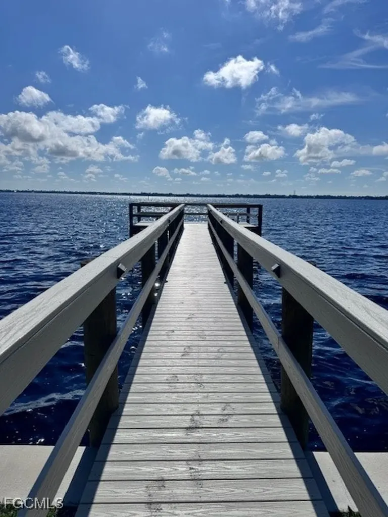 14590 Paul Revere Loop North Fort Myers FL 33917