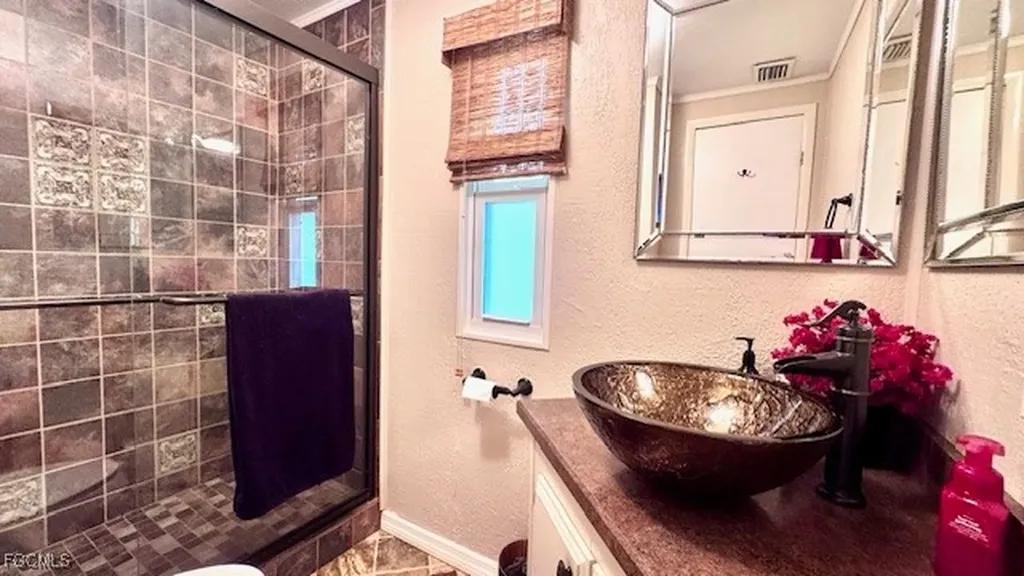 14590 Paul Revere Loop North Fort Myers FL 33917