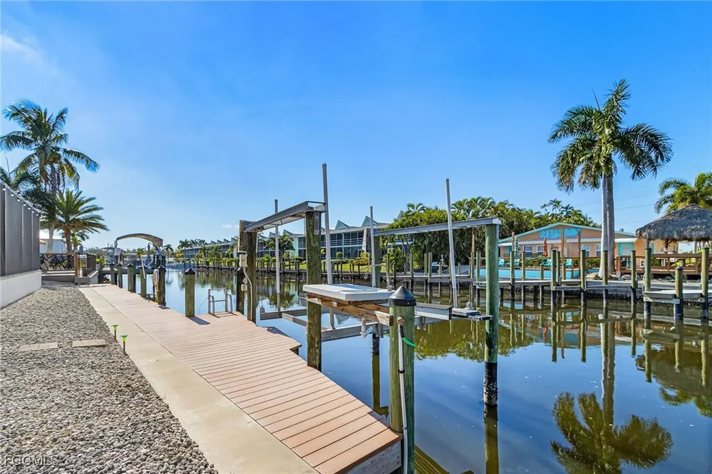 2937 Bracci Drive St. James City FL 33956