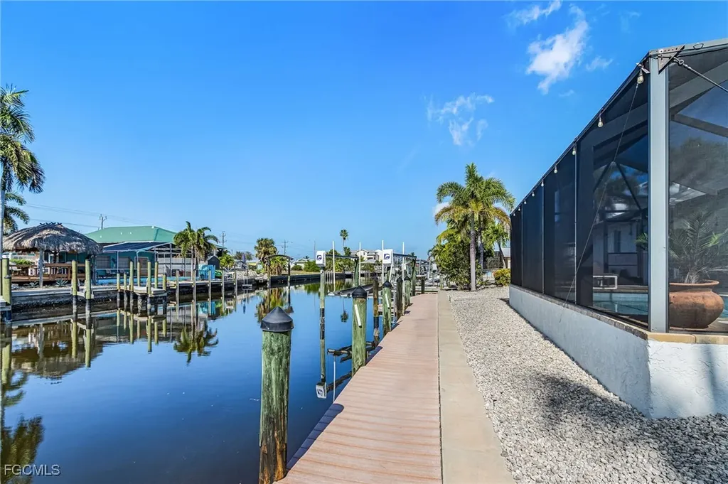 2937 Bracci Drive St. James City FL 33956