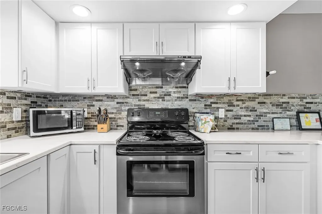 2937 Bracci Drive St. James City FL 33956