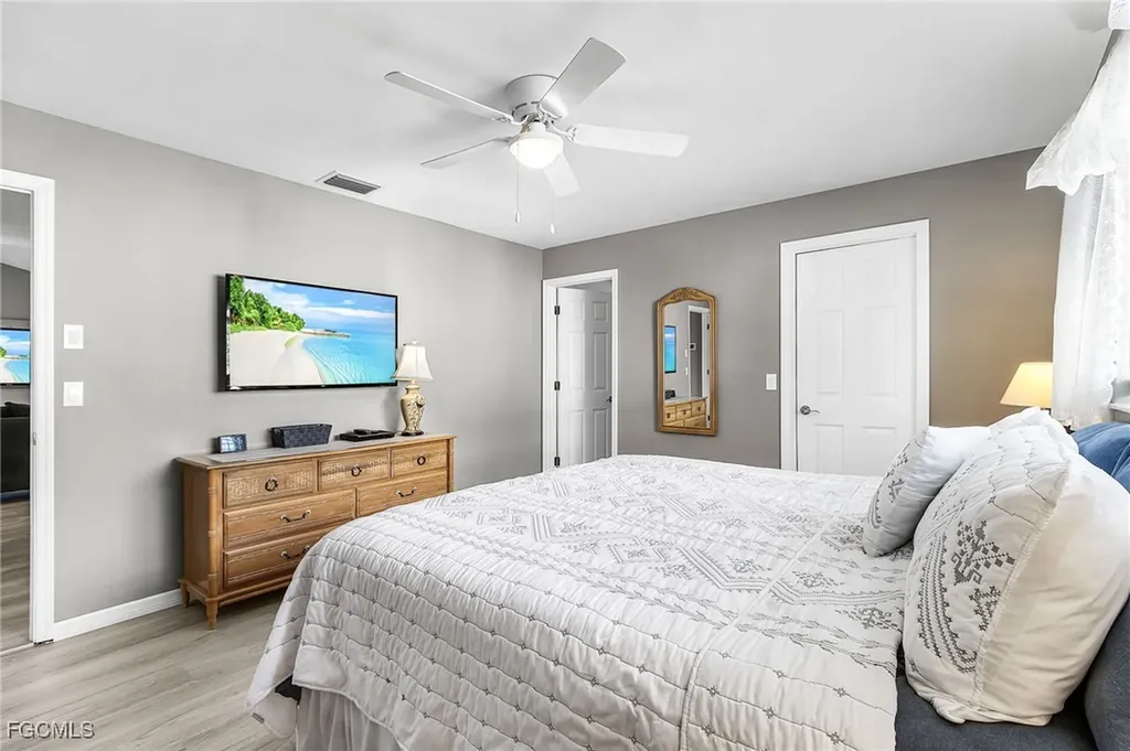 2937 Bracci Drive St. James City FL 33956