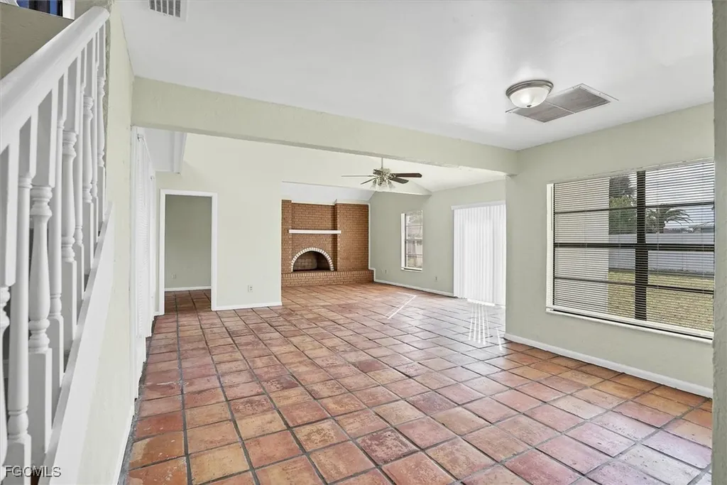 1930 Viscaya Parkway Cape Coral FL 33990