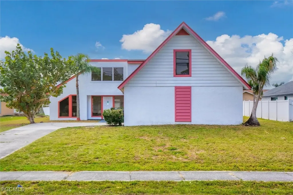 1930 Viscaya Parkway Cape Coral FL 33990
