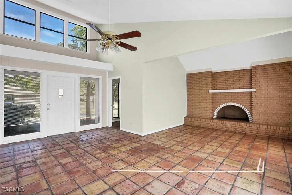 1930 Viscaya Parkway Cape Coral FL 33990