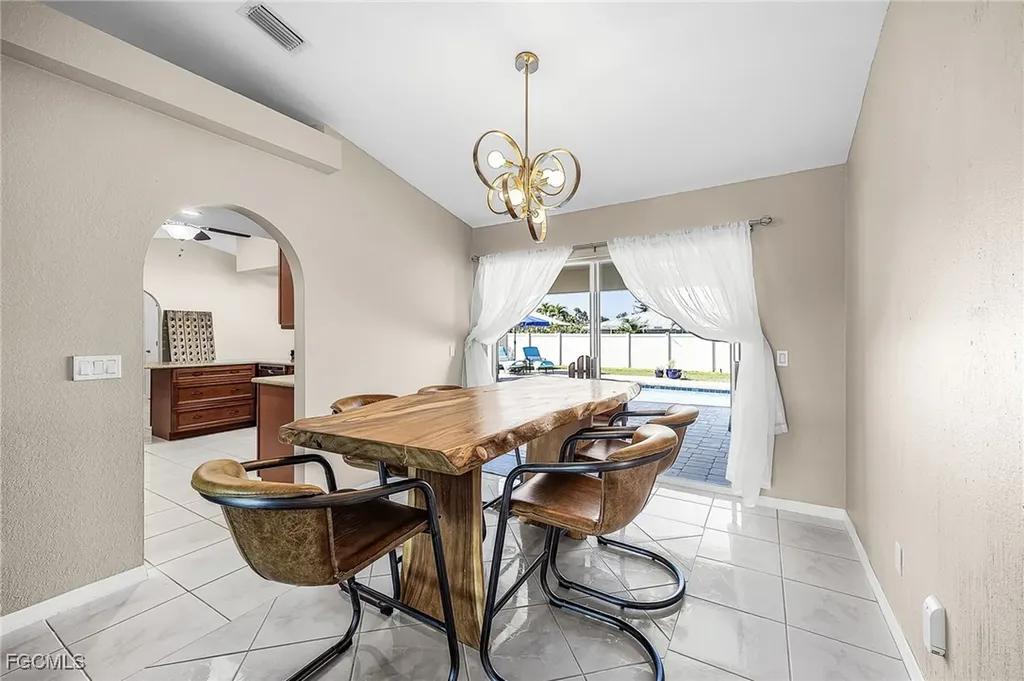 3714 Palm Tree Boulevard Cape Coral FL 33904