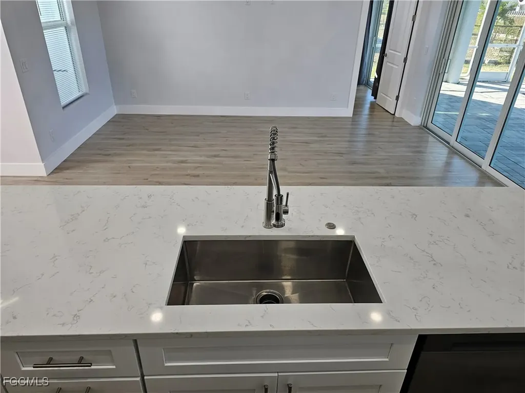 1425 NW 1st Street Cape Coral FL 33993