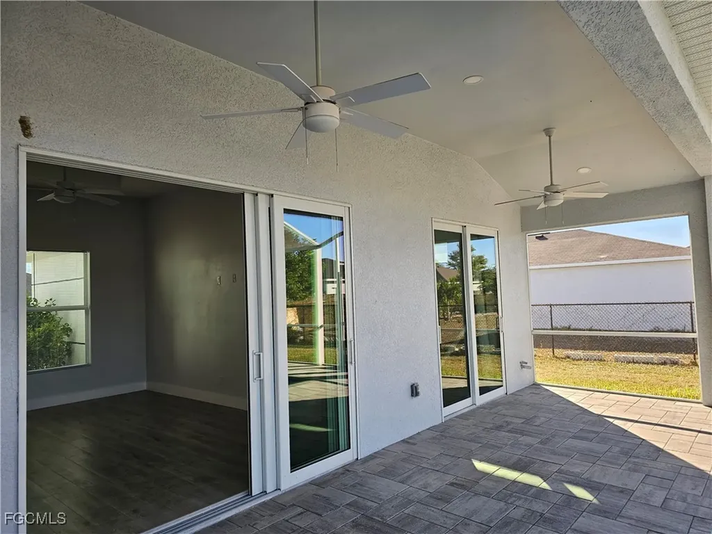 1425 NW 1st Street Cape Coral FL 33993