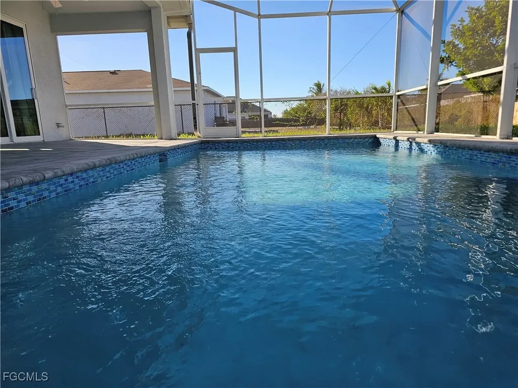1425 NW 1st Street Cape Coral FL 33993