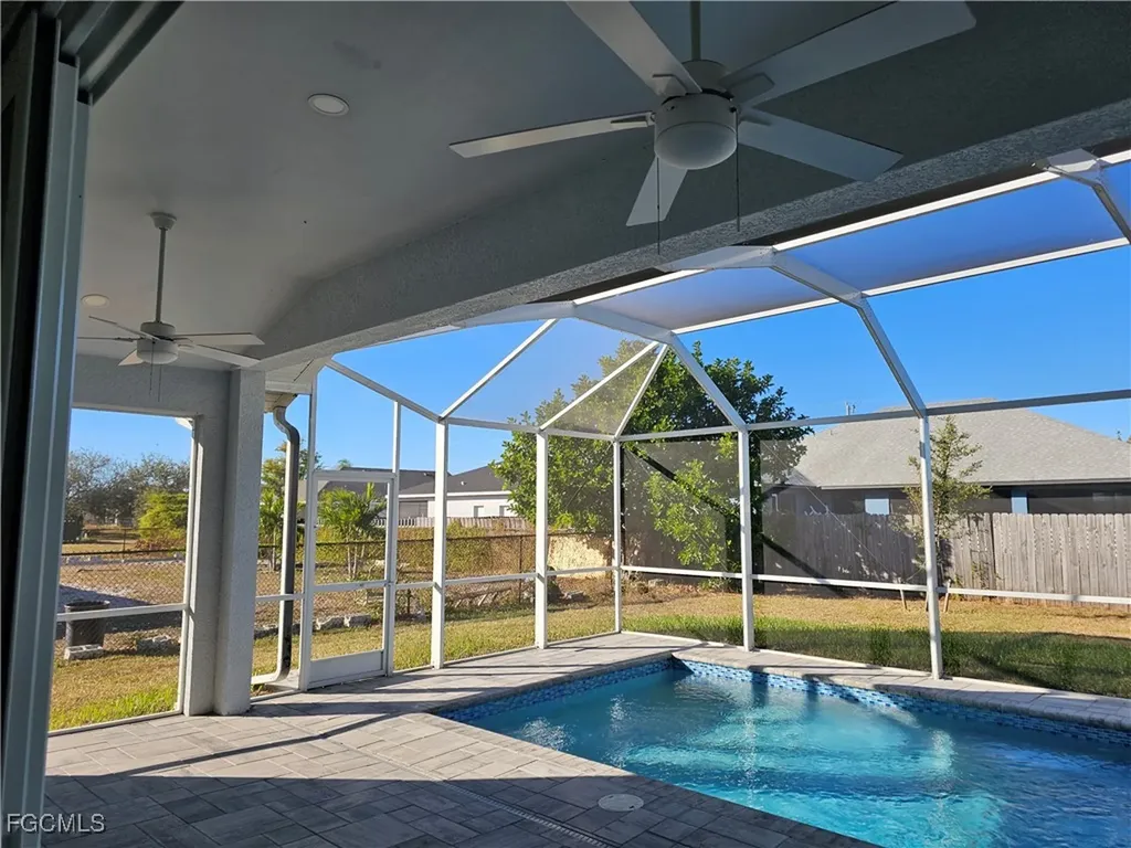 1425 NW 1st Street Cape Coral FL 33993